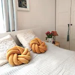 Morze Sztuki Iii, Apartmán *