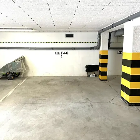 Morze Sztuki Iii, ג'אנטאר