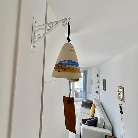 Morze Sztuki Iii, * Jantar