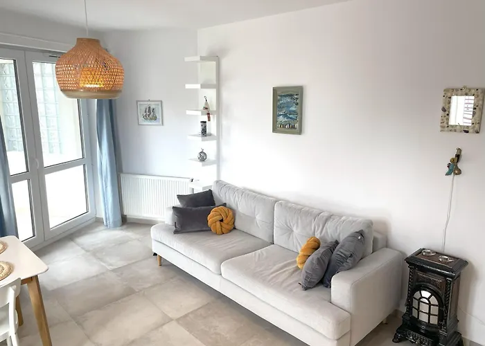 Morze Sztuki Iii, Appartement Jantar