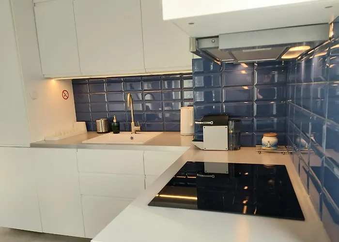 Morze Sztuki Iii, Appartement *