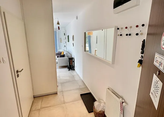 Morze Sztuki Iii, Appartement *