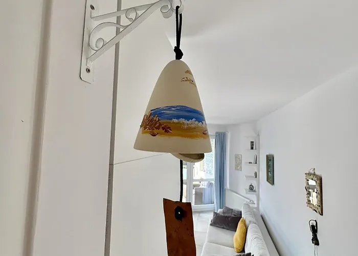 Morze Sztuki Iii, * Jantar